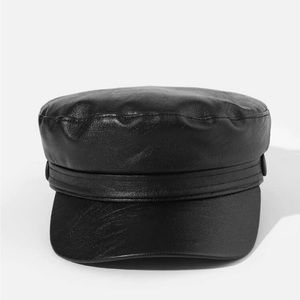 Black baker boy hat